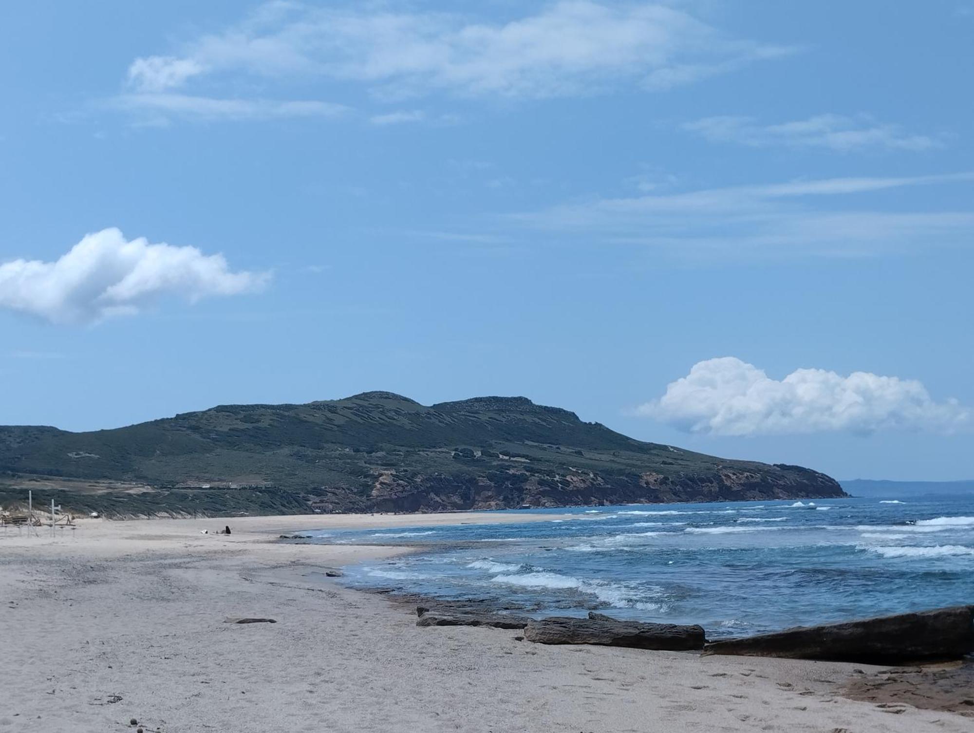 伊格莱西亚斯Casa Vacanze Lo Specchio公寓 外观 照片
